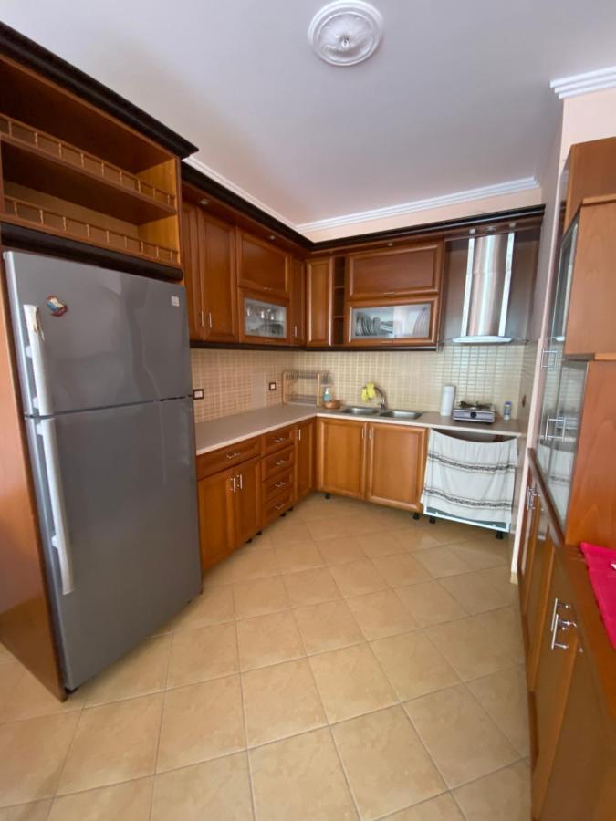Noar Apartment Sarandë Exterior foto